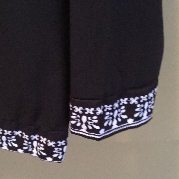 Top - Picture 3 of 3